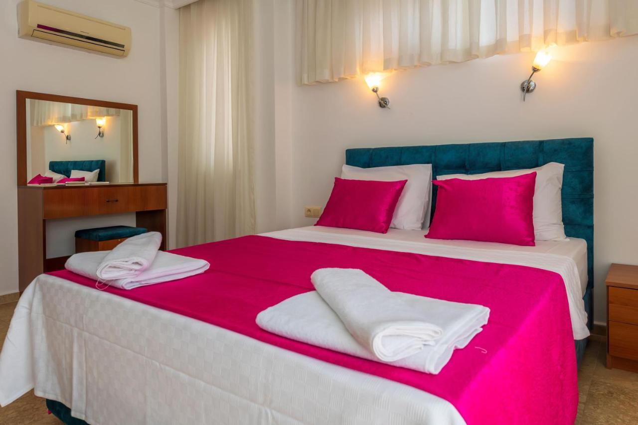 Villa Yasam Park - Luxury 8 Person - Fethiye Calis Beach 90Mt Luaran gambar